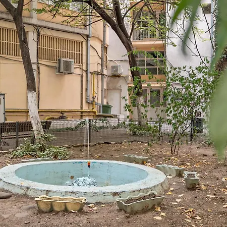 Netflix & 1br Heart Of Bükreş