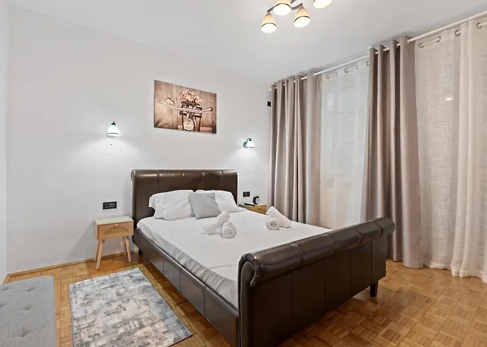 Netflix & 1br Heart Of Apartmán *