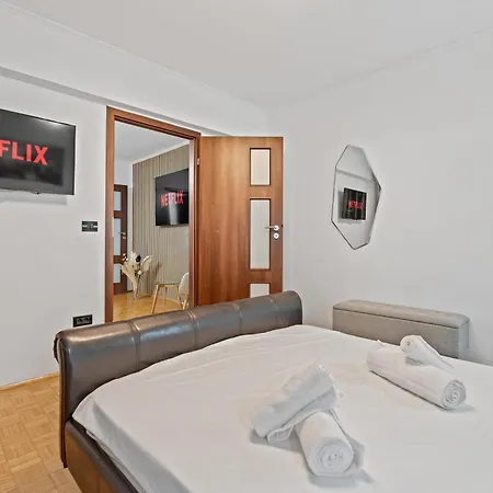 Apartment Netflix & 1br Heart Of Bukarest