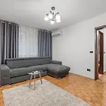 Hideaway - Peaceful 1-bedroom In The Heart Of