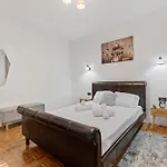 Hideaway - Peaceful 1-bedroom In The Heart Of Apartment *