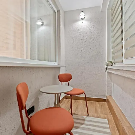 Netflix & 1br Heart Of