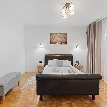 アパート Quiet 1-Bedroom Apartment With Balcony Near Universitate