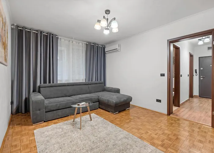 Hideaway - Peaceful 1-bedroom In The Heart Of