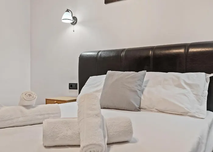 Hideaway - Peaceful 1-bedroom In The Heart Of