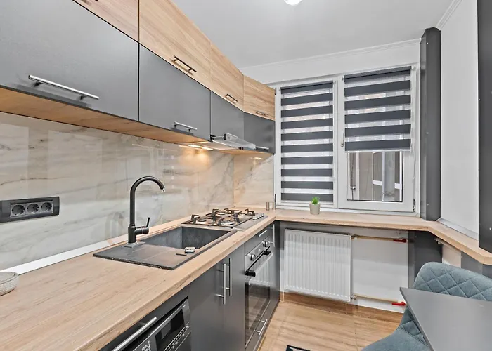 Netflix & 1br Heart Of